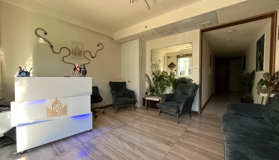 هتل لوکسین تفلیس